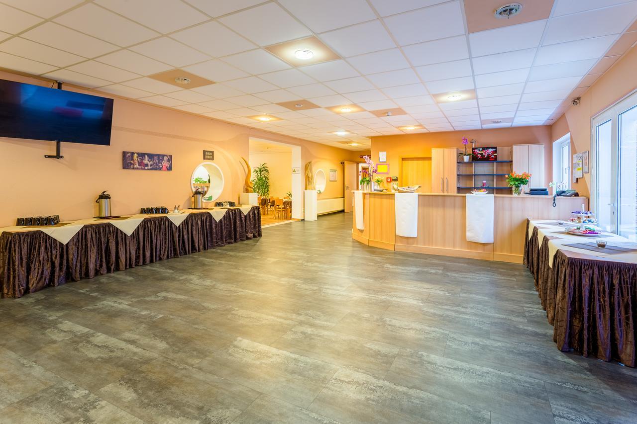 Hotel Wettenberg Heuchelheim  Esterno foto